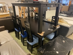 Matbord 